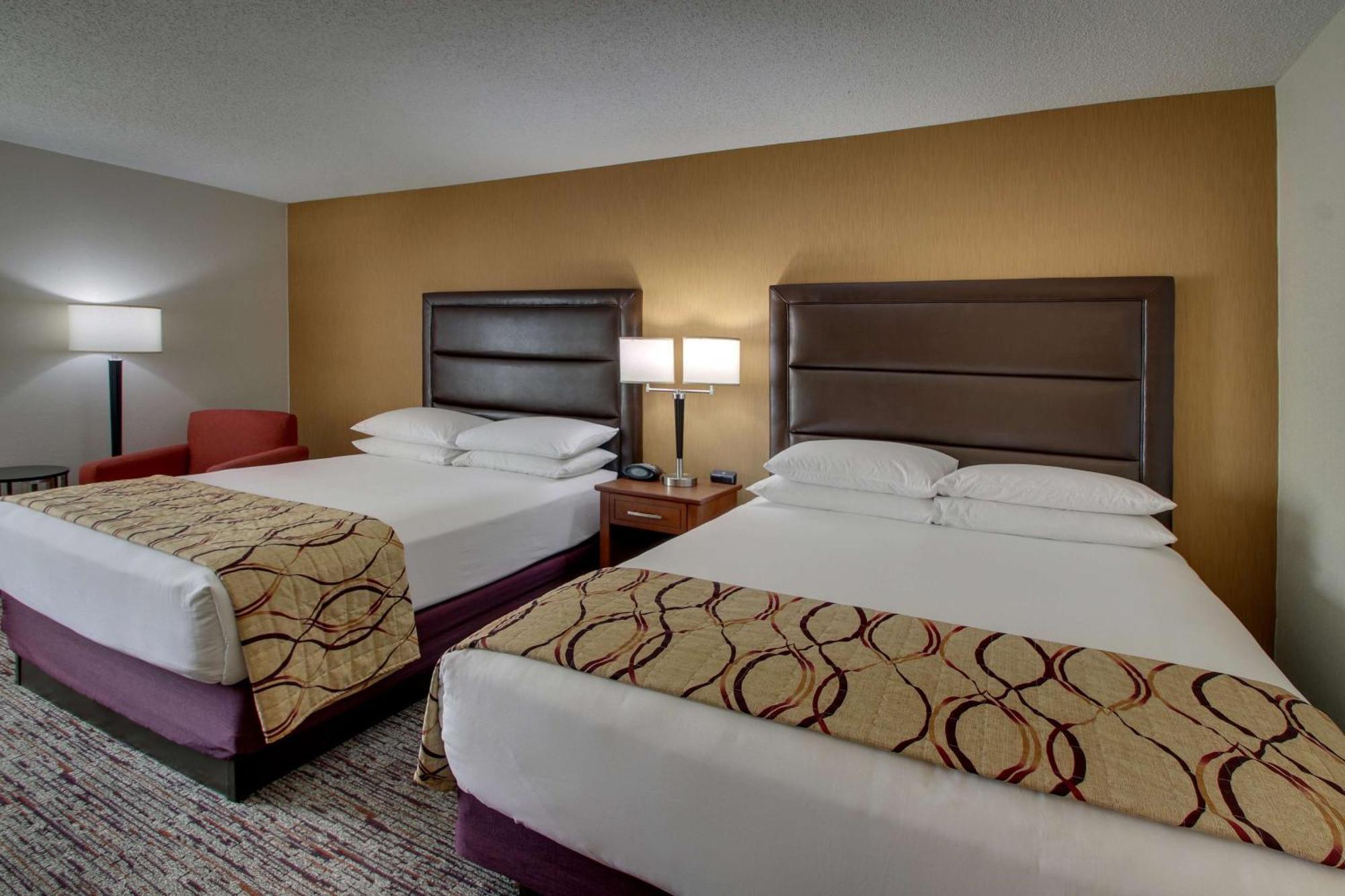 Drury Inn & Suites Μπόουλινγκ Γκριν Εξωτερικό φωτογραφία