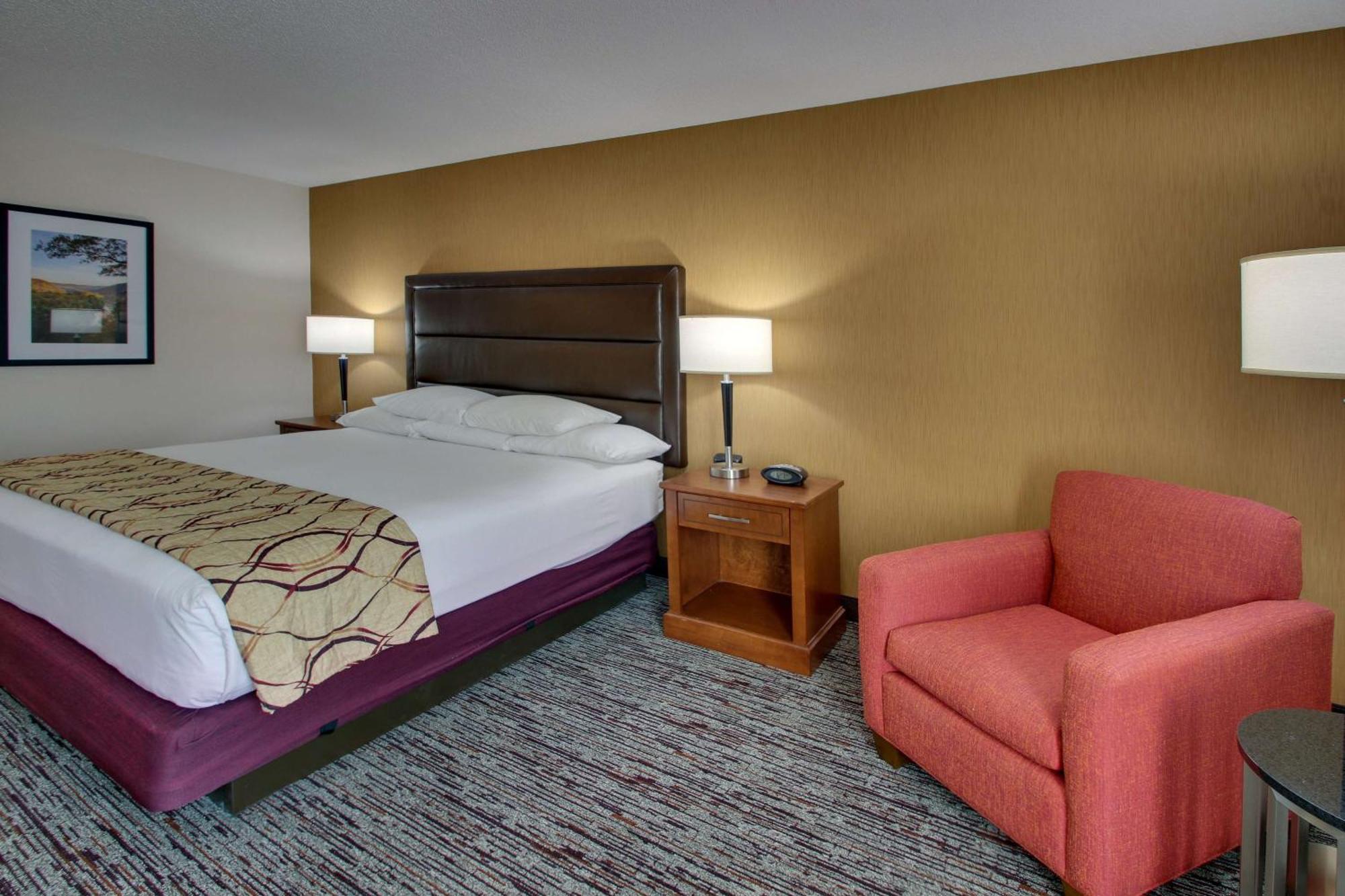 Drury Inn & Suites Μπόουλινγκ Γκριν Εξωτερικό φωτογραφία