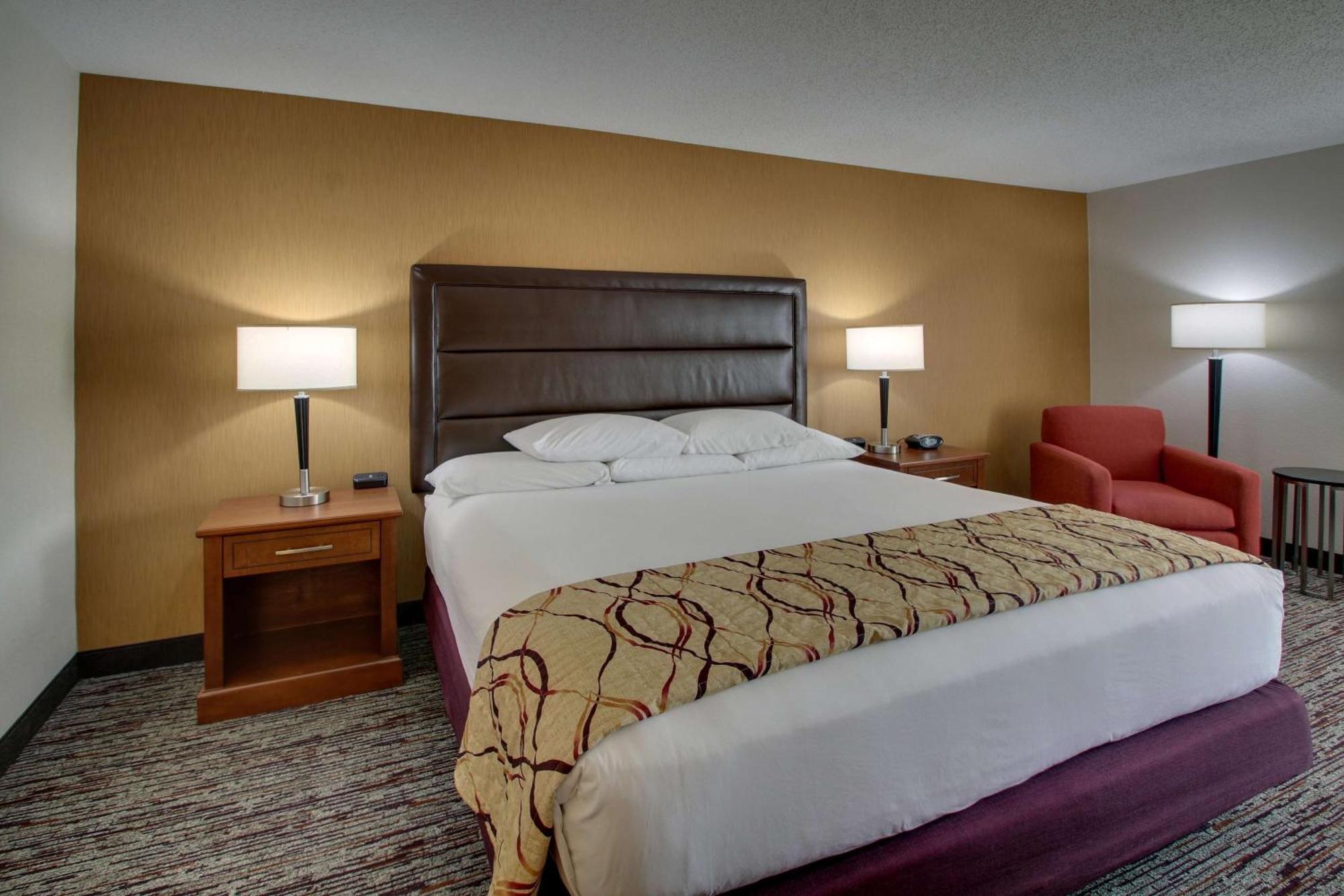 Drury Inn & Suites Μπόουλινγκ Γκριν Εξωτερικό φωτογραφία