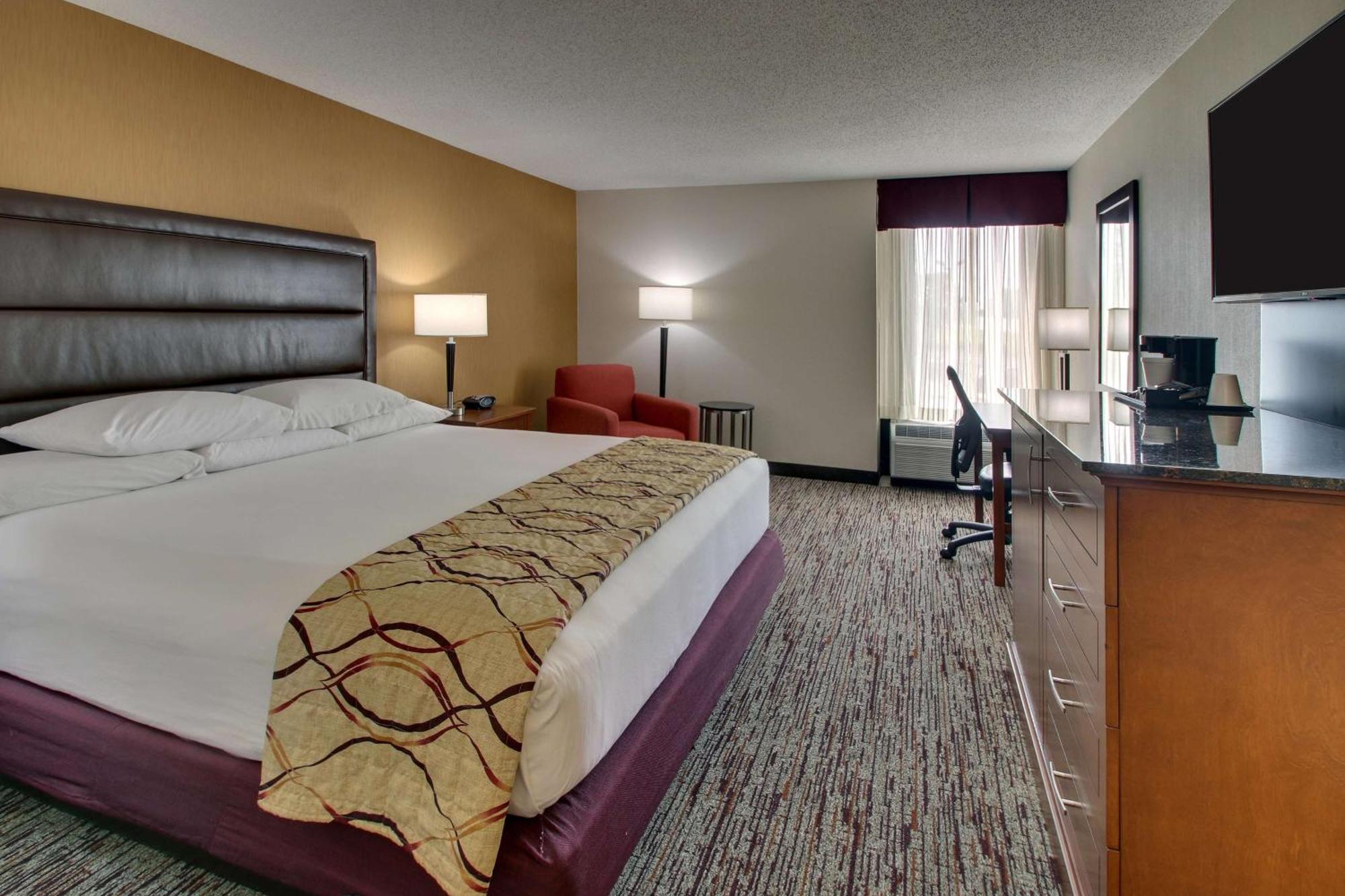 Drury Inn & Suites Μπόουλινγκ Γκριν Εξωτερικό φωτογραφία