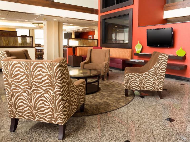 Drury Inn & Suites Μπόουλινγκ Γκριν Εξωτερικό φωτογραφία